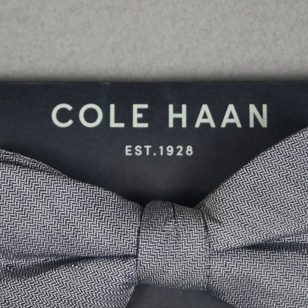 Cole Haan solid cole